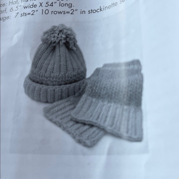 Kb 28” Wooden Knitting Loom Set with Tools - Picture 9 of 10